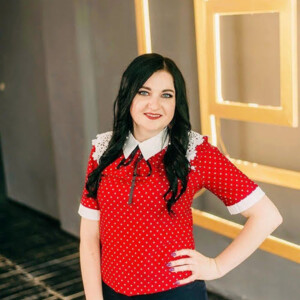 Якушева Вероника . Бизнес партнер проекта 'Faberlic Online'